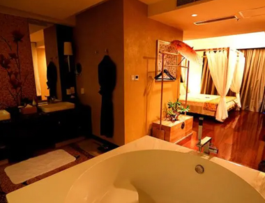 广深养生会所的黄昏恋:当爱情遇上八十岁